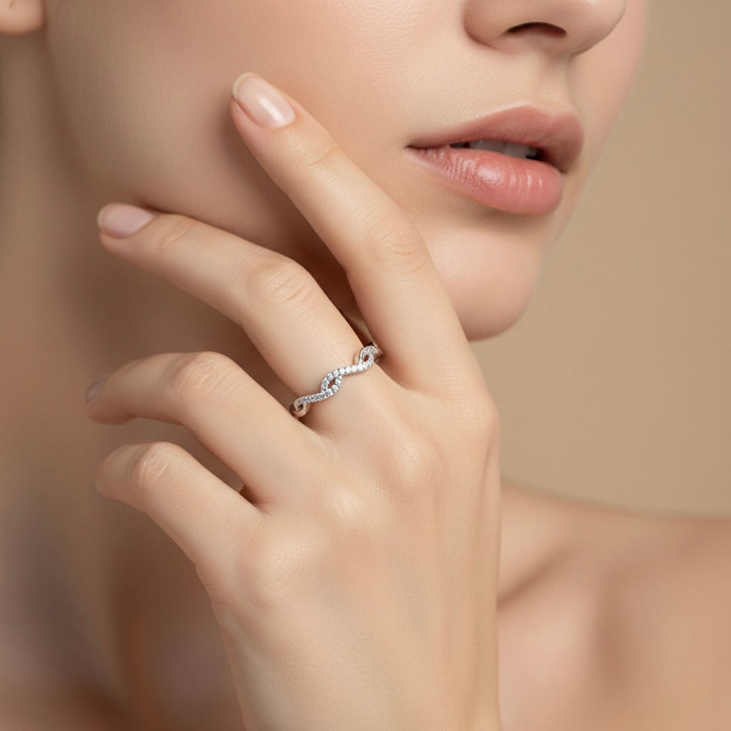 Dainty Twisted Wave Pavé Band Ring