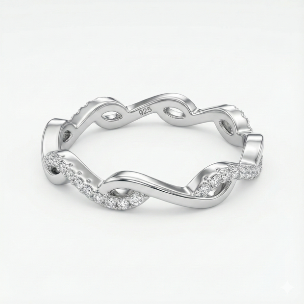 Dainty Twisted Wave Pavé Band Ring
