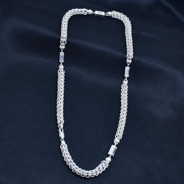 Barrel Accent Woven Silver Chain