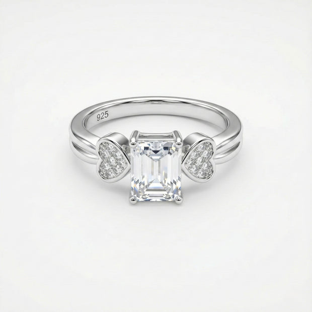 Heart Side Emerald Ring