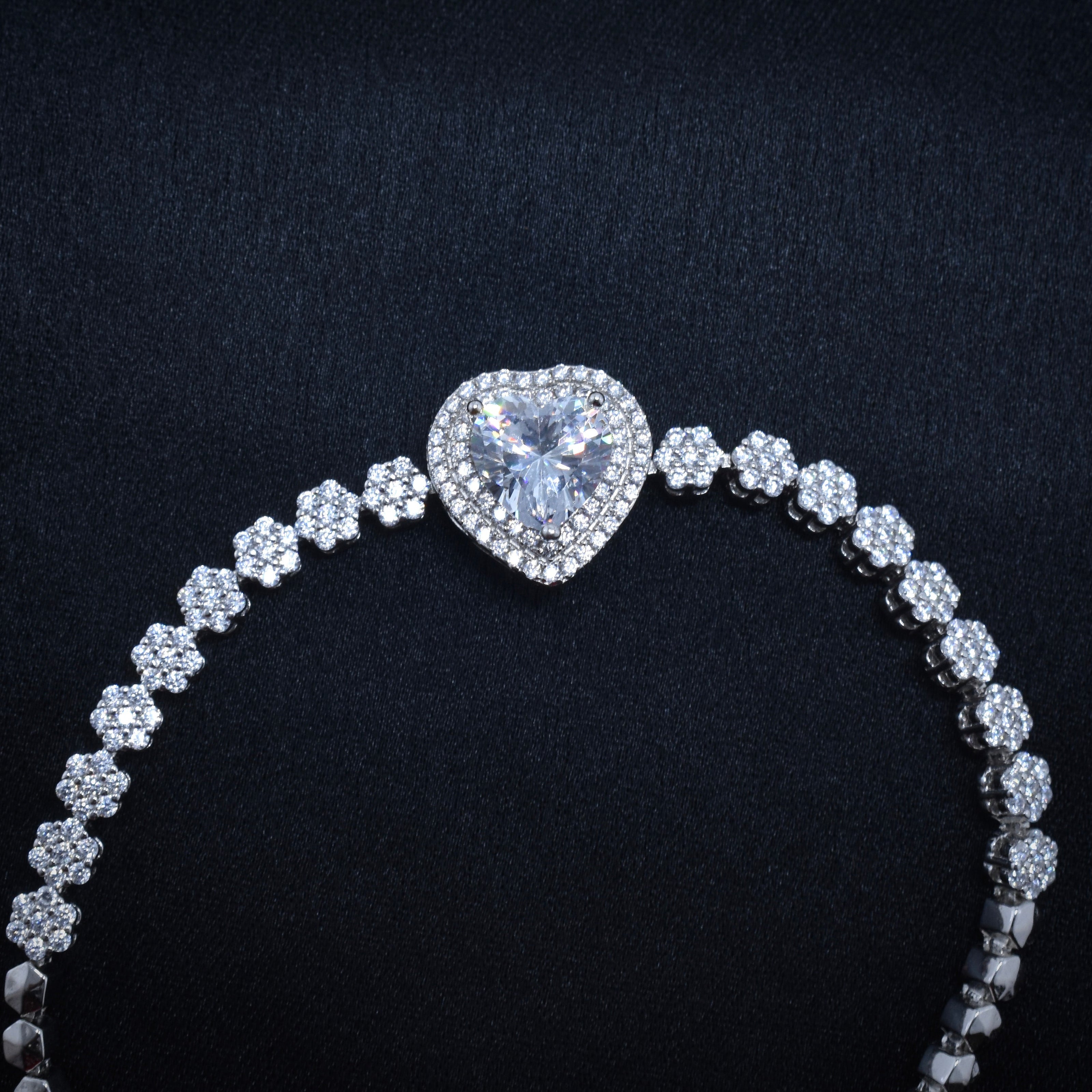 Sparkling Heart-Cut Sterling Silver Tennis Bracelet