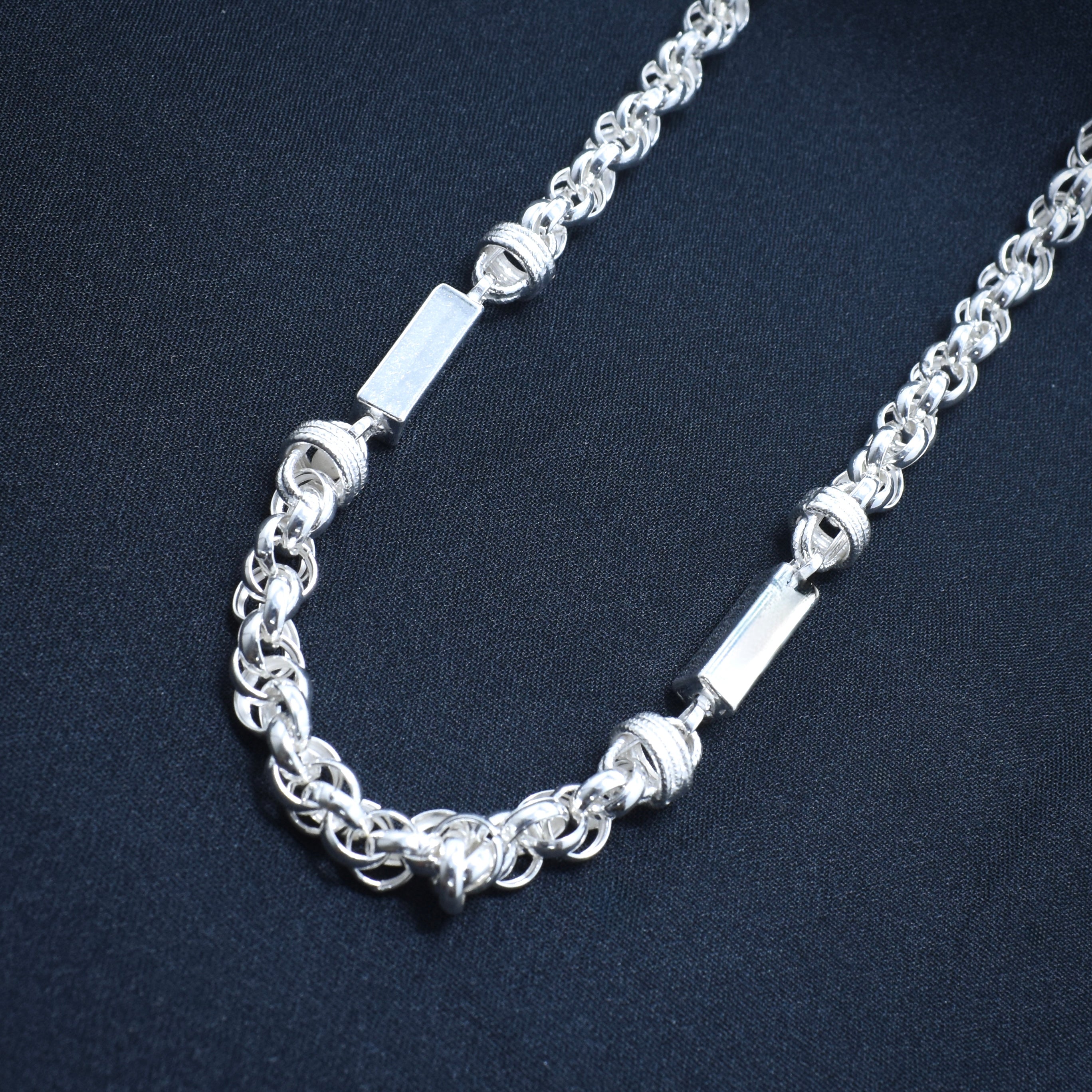 Aesthetic Barrel Silver Chain