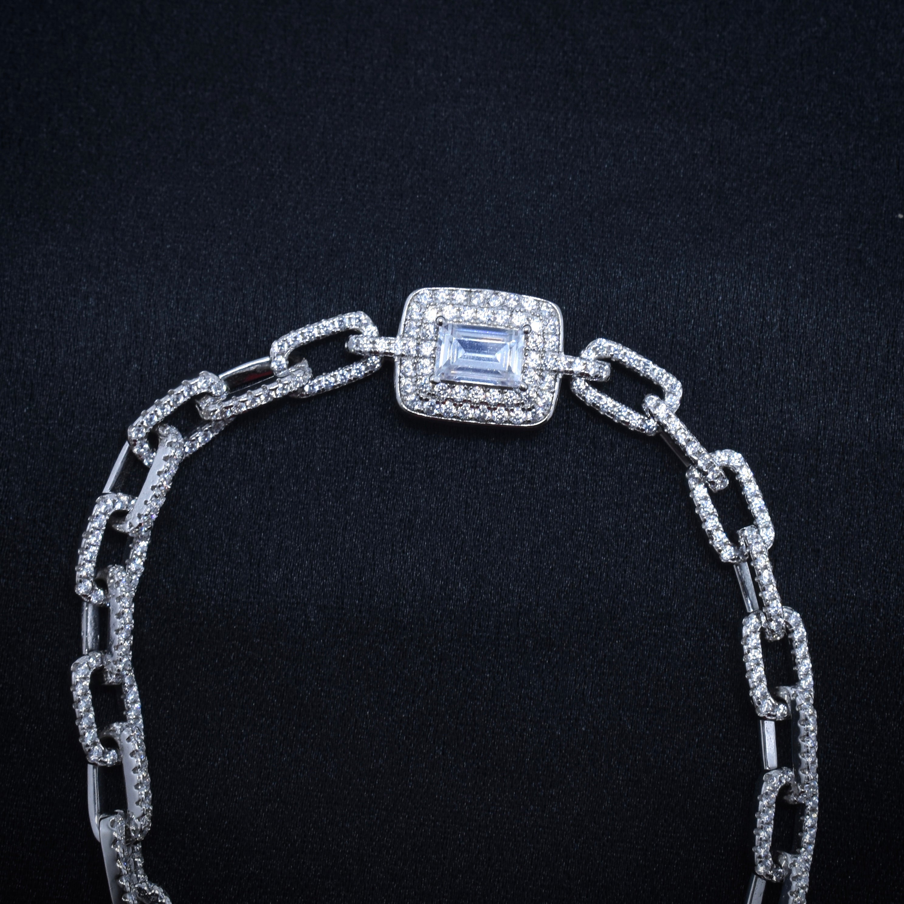 Radiant Link Halo 925 Silver Bracelet