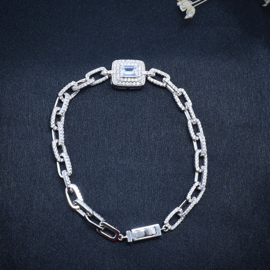 Radiant Link Halo 925 Silver Bracelet