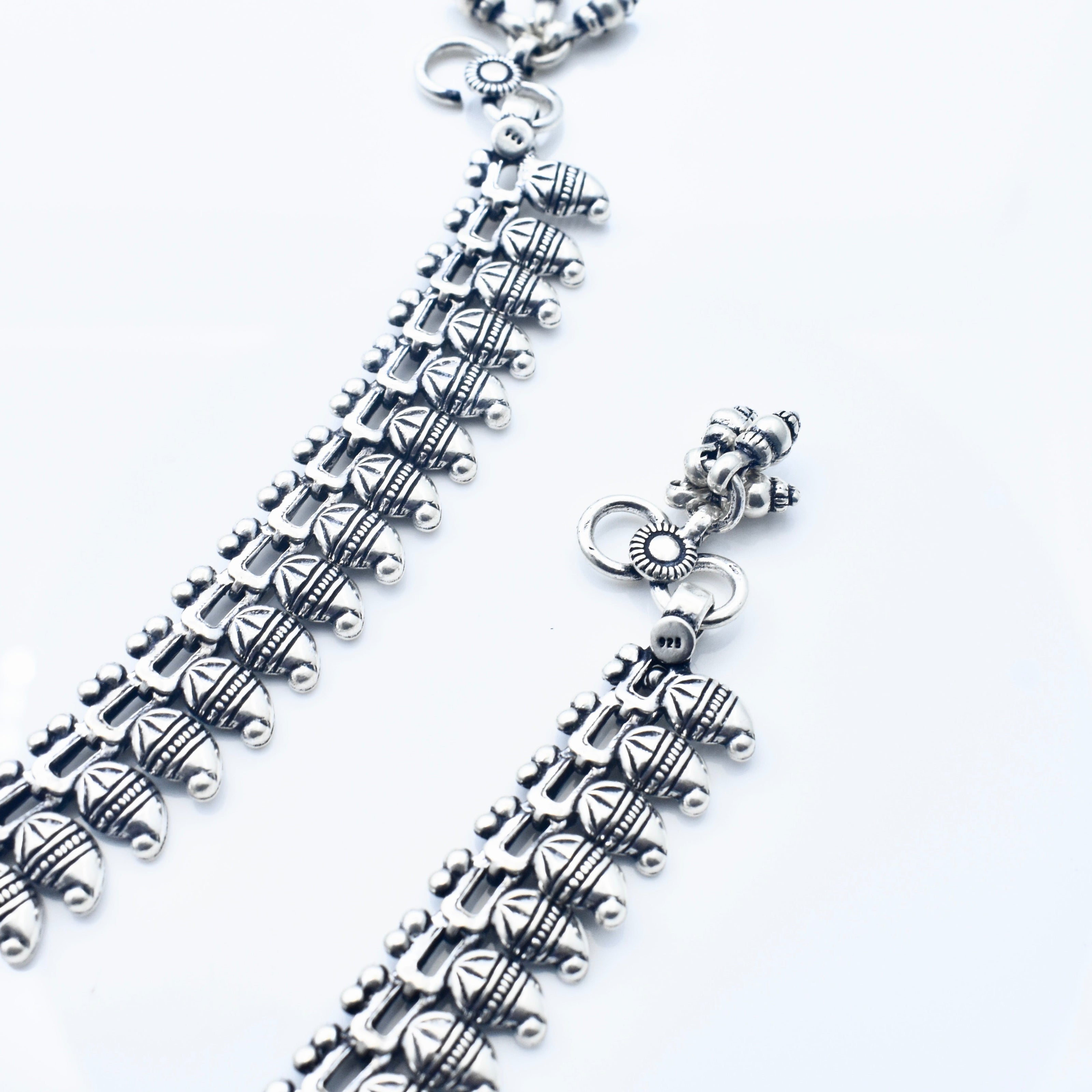 Leaf Edge Antique Silver Anklet