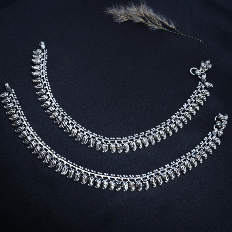 Leaf Edge Antique Silver Anklet