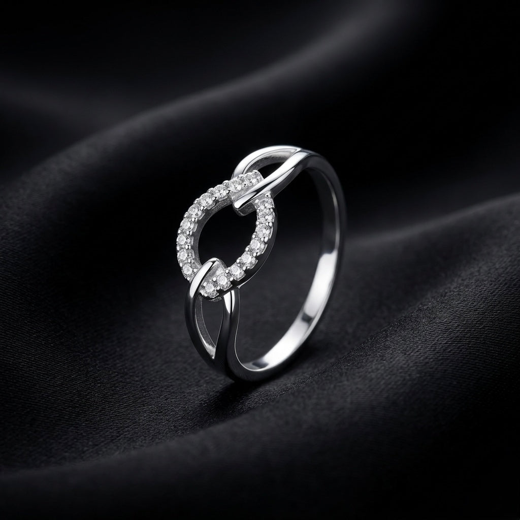 Interlocking Oval Pavé Ring
