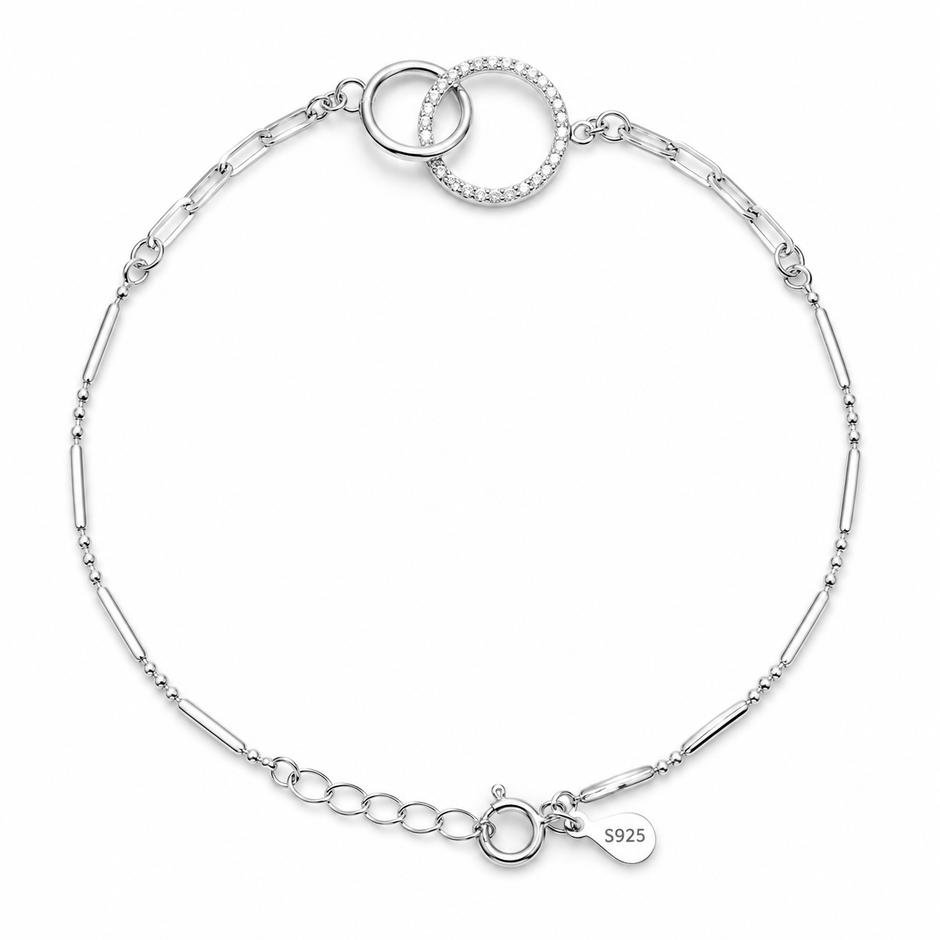 Interlinked Pave Circle Bracelet