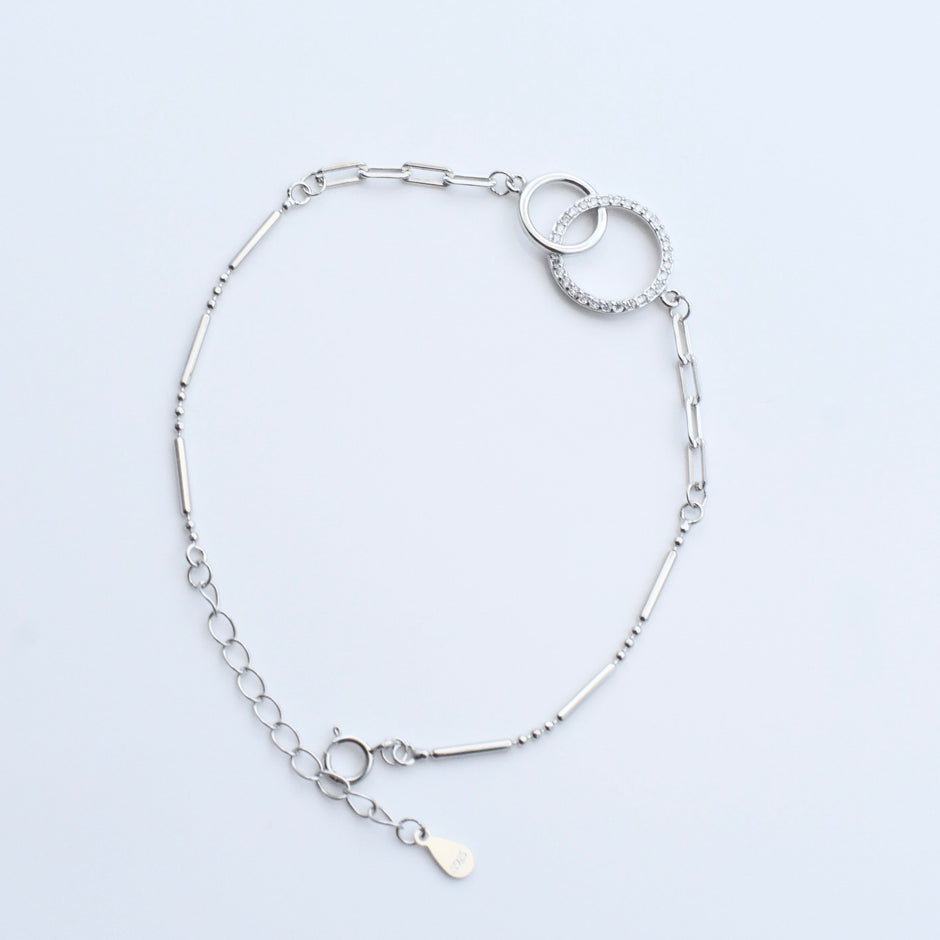 Interlocking Circle Sterling Silver Chain Bracelet