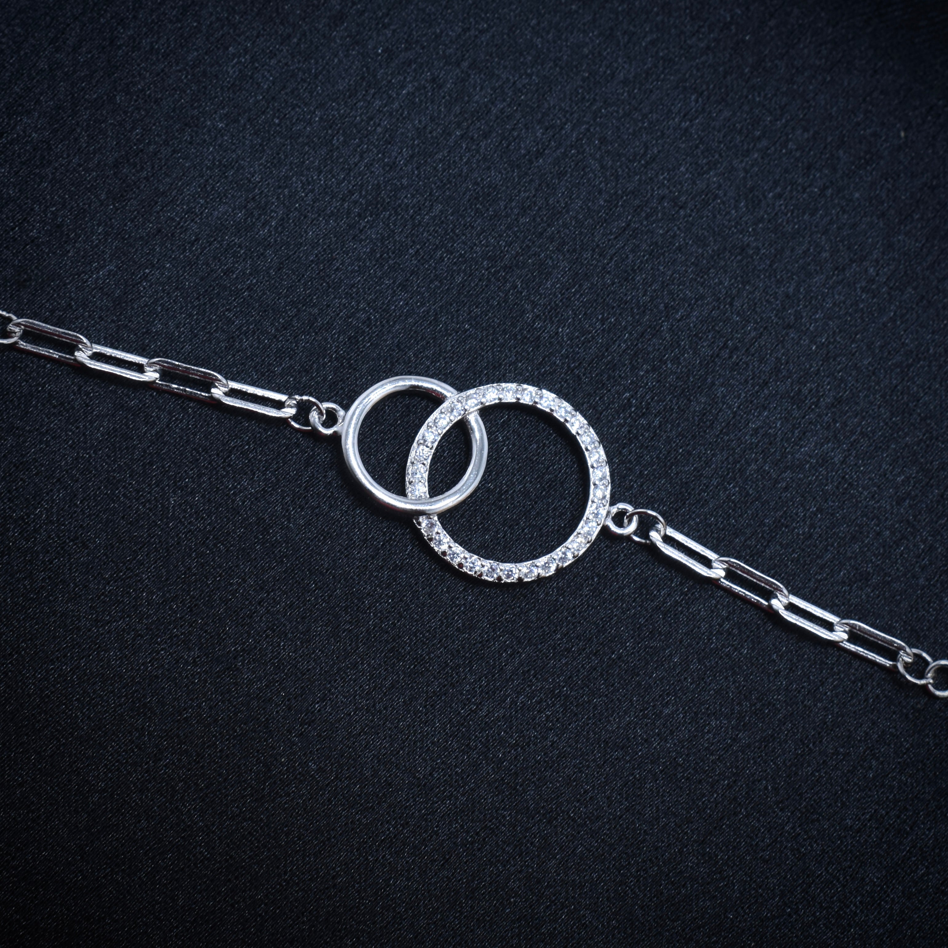 Interlocking Circle Sterling Silver Chain Bracelet