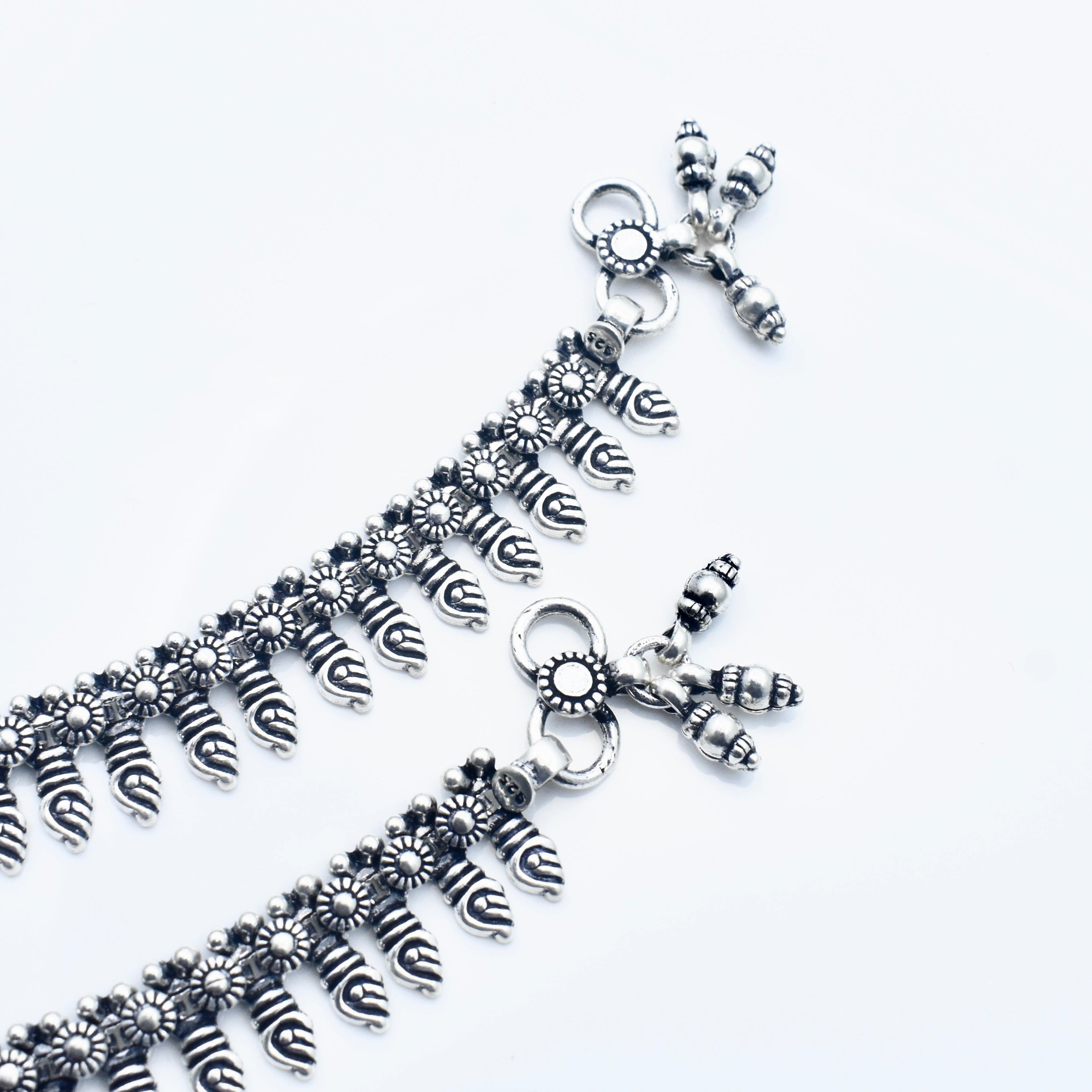 Fan Floral Pattern Antique Silver Anklet