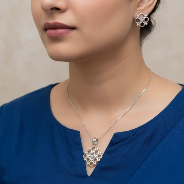 Geometric Circle Pendant Set with Chain and Earrings