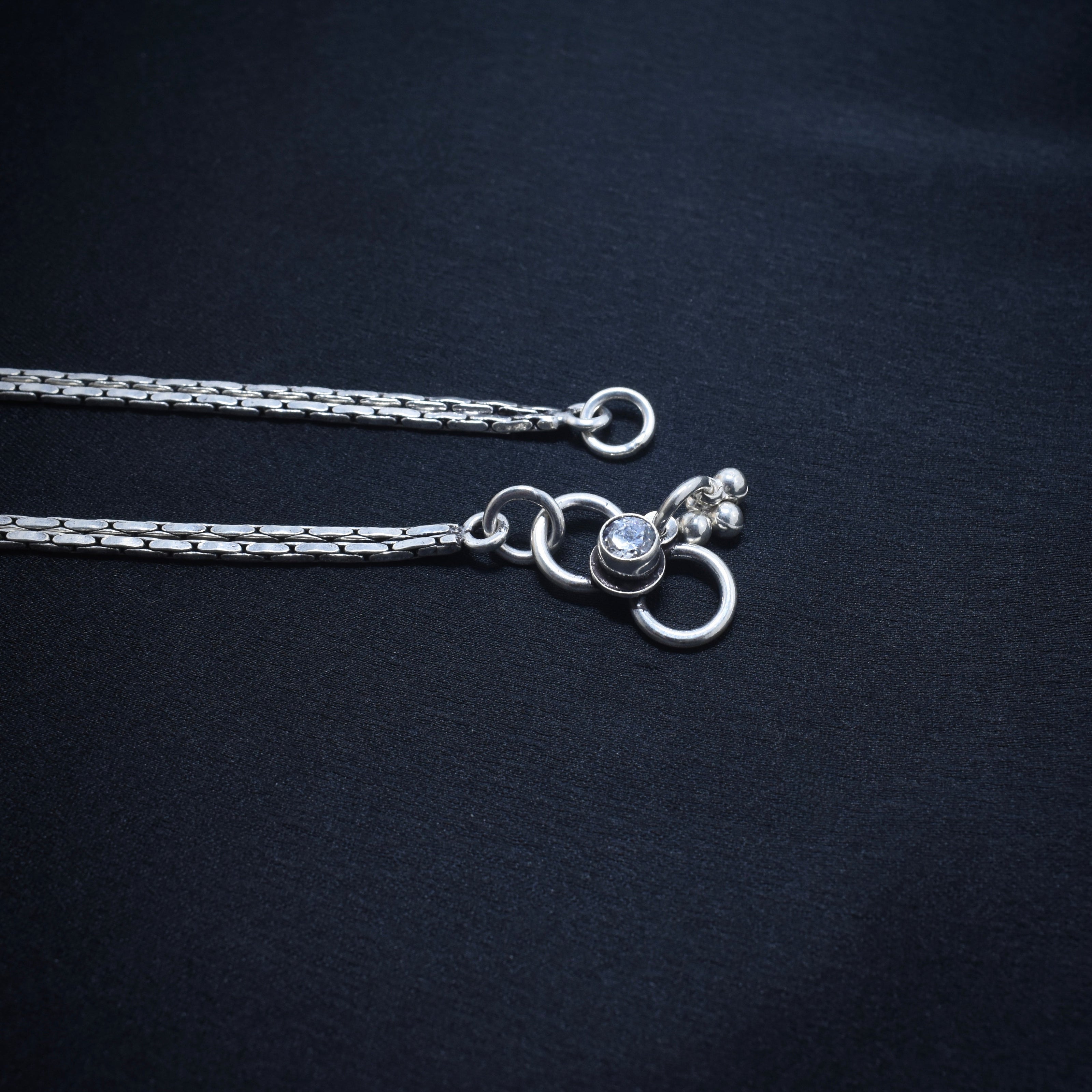 Floral Link Antique Silver Anklet