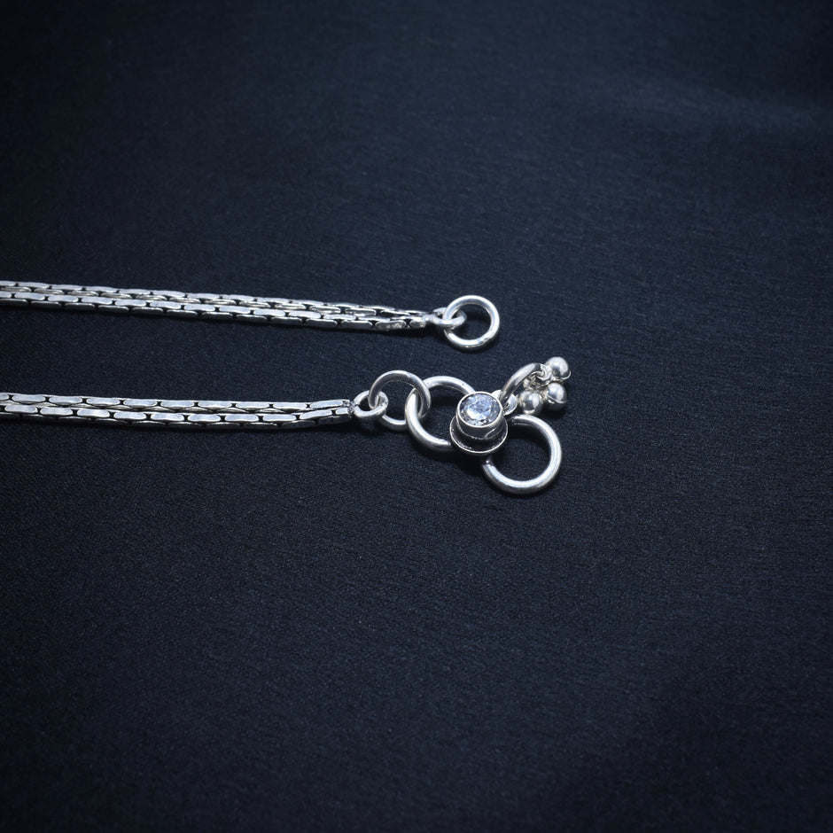 Floral Link Antique Silver Anklet