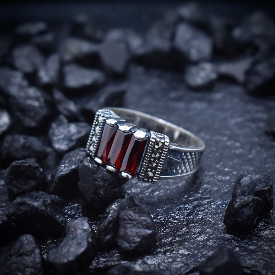 Antique Silver Maroon Groove Band ring