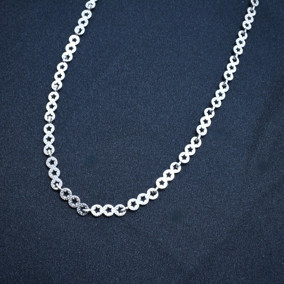 Sparkle Dot Round Silver Chain