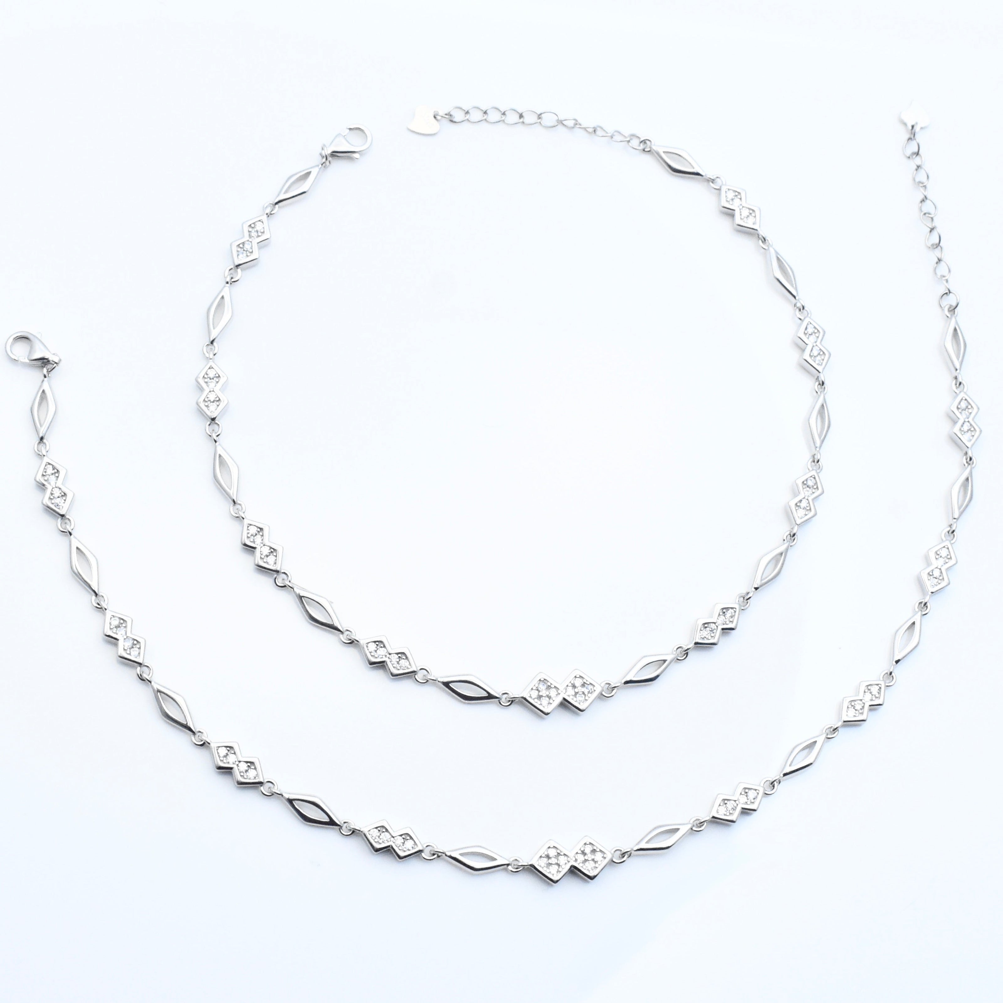 Criss-Cross Diamond Silver Anklet