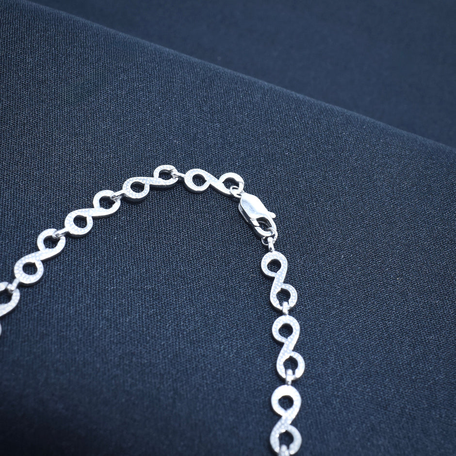 Classic Round Loop Silver Chain