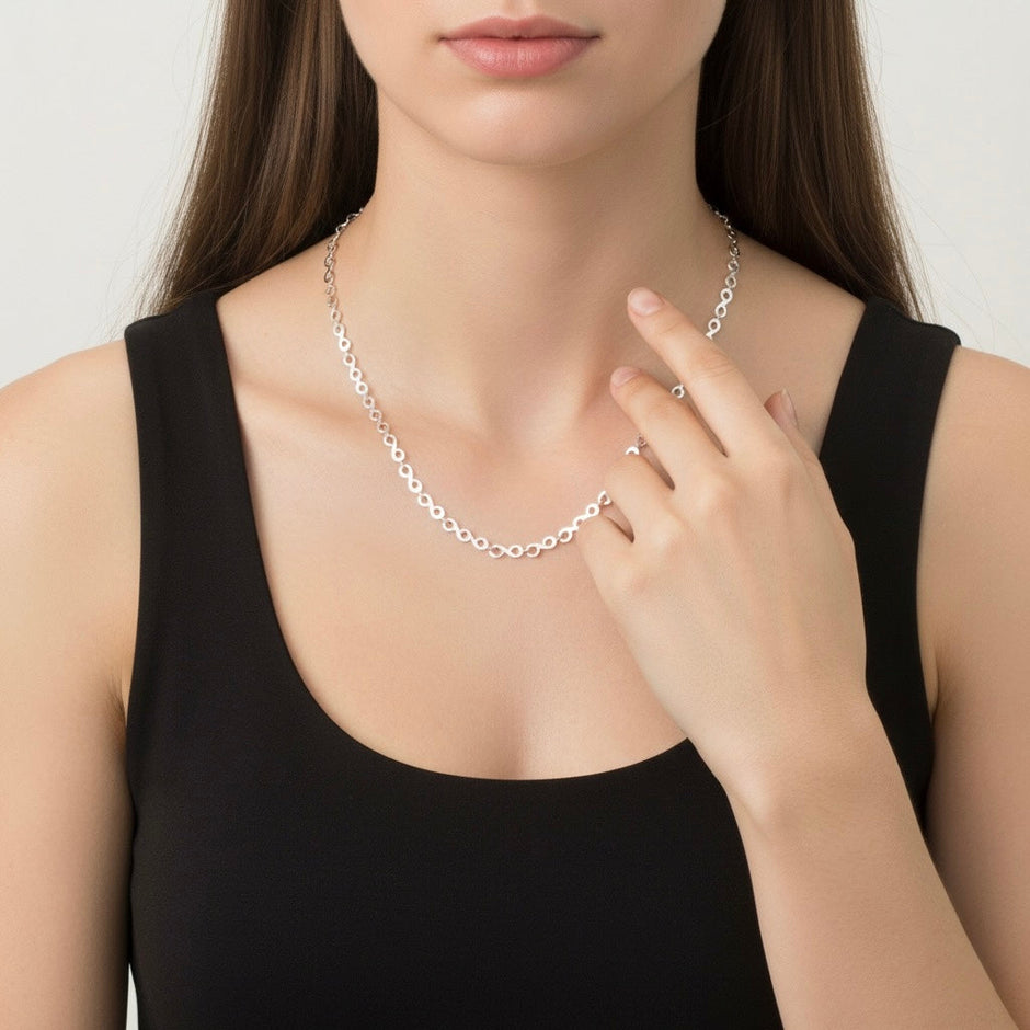 Classic Round Loop Silver Chain