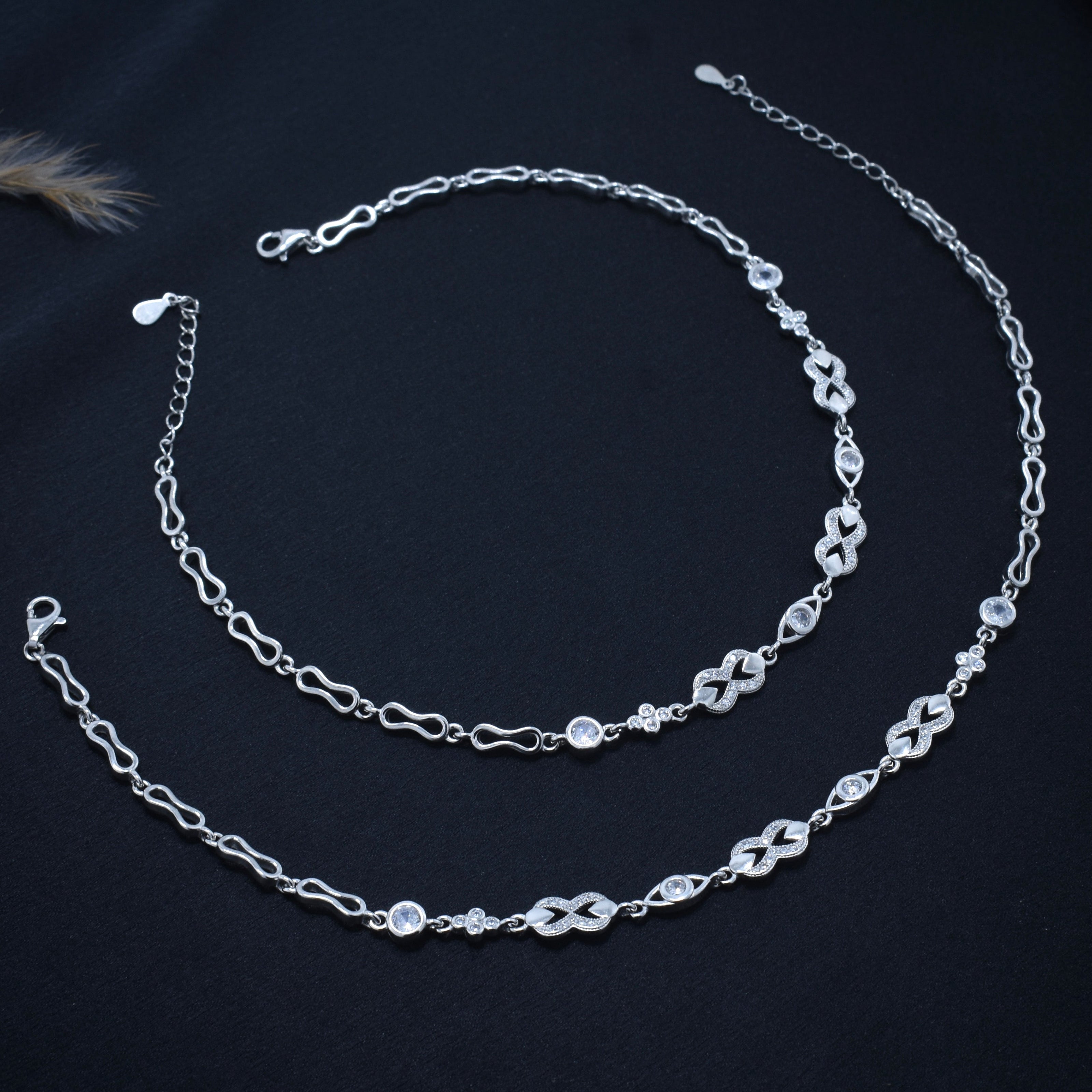 Loop Pattern Silver Anklet