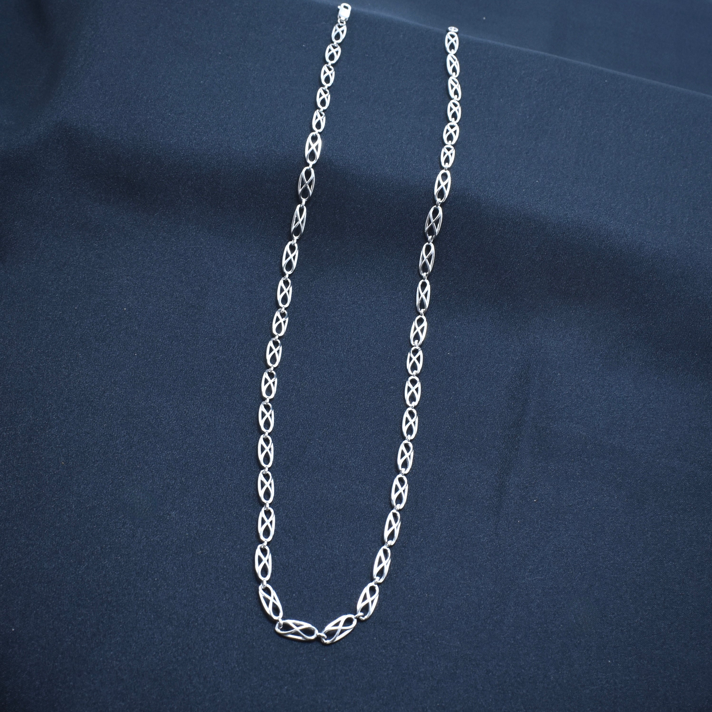 Polished Criss - Cross Silver Chain
