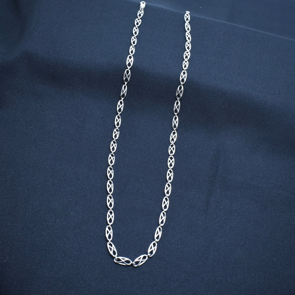 Polished Criss - Cross Silver Chain