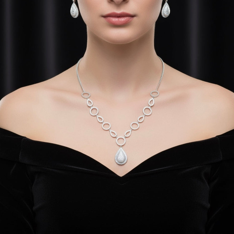 Circular Teardrop Necklace Silver Set