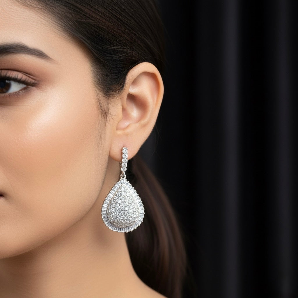 Circular Teardrop Necklace Silver Set