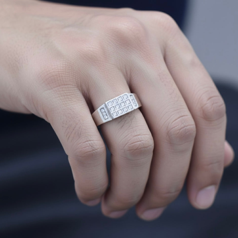 Grid-Pattern Statement Band