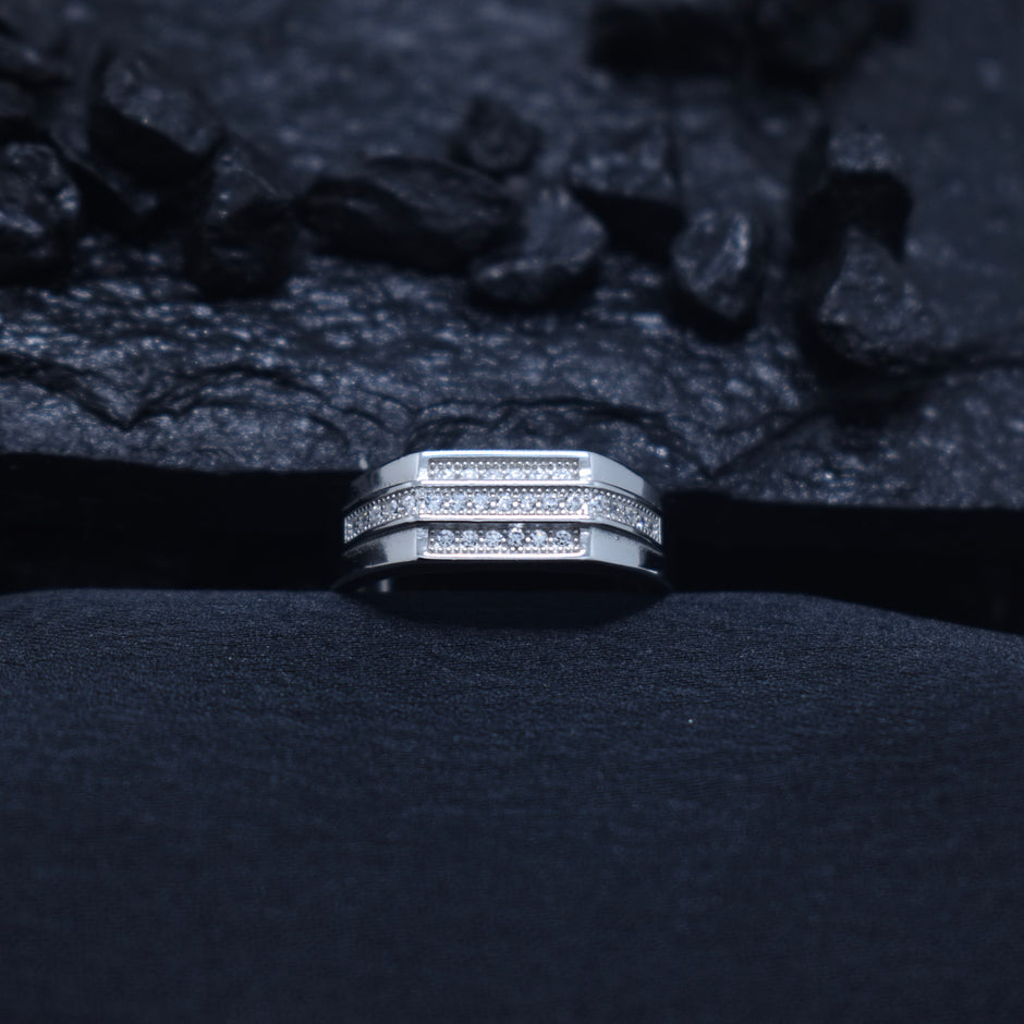 Architectural Triple-Line Statement Band