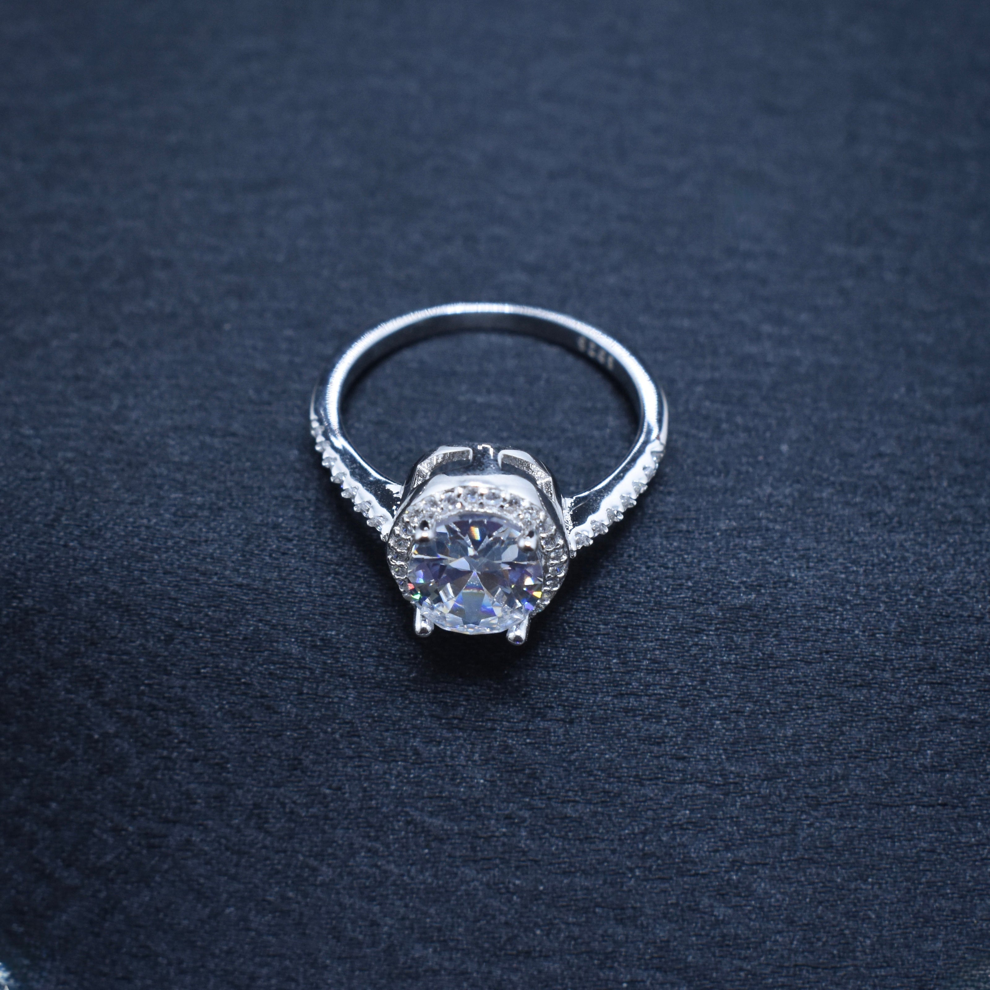 Oval Cluster Necklace Silver Set