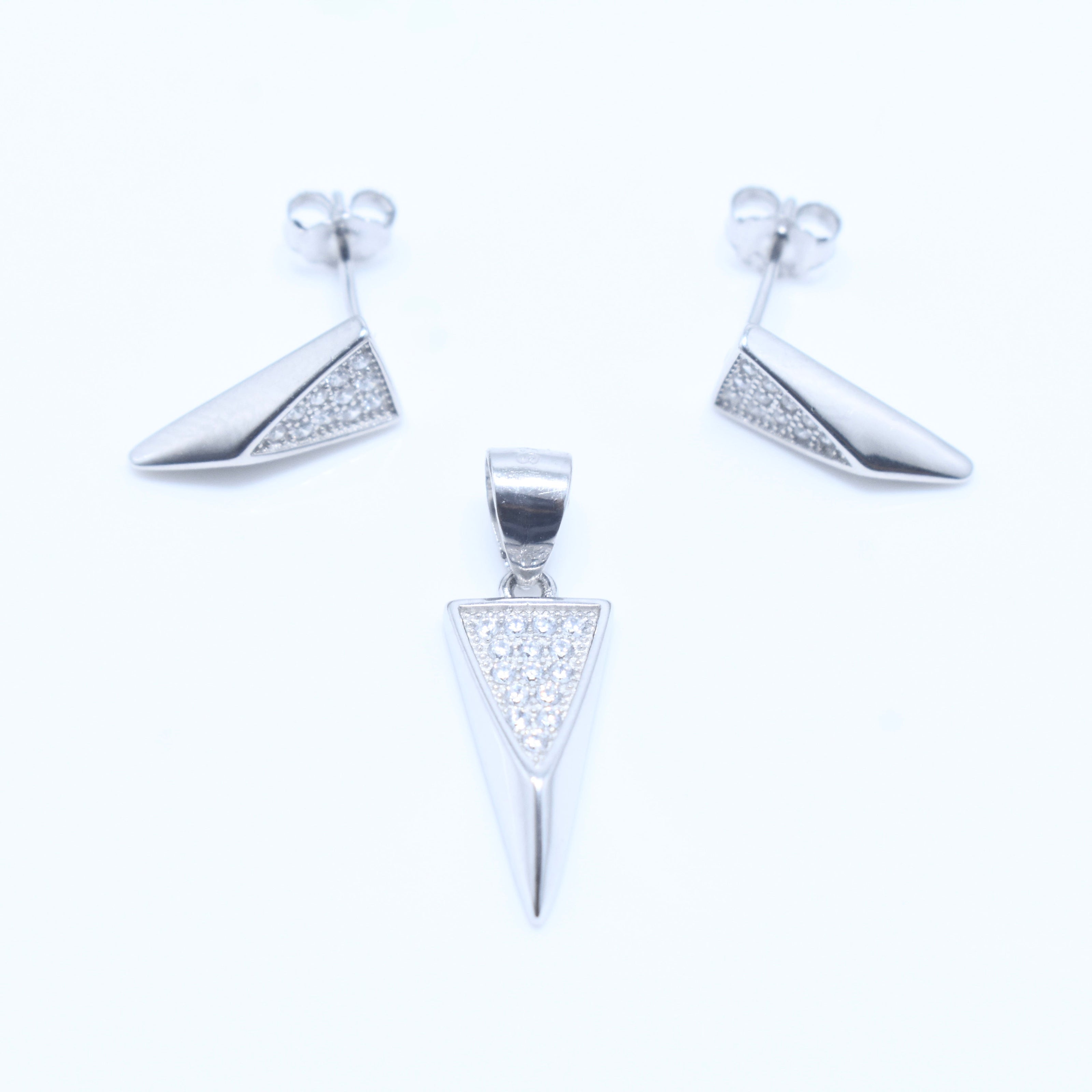 Geometric Triangle Silver Pendant Set