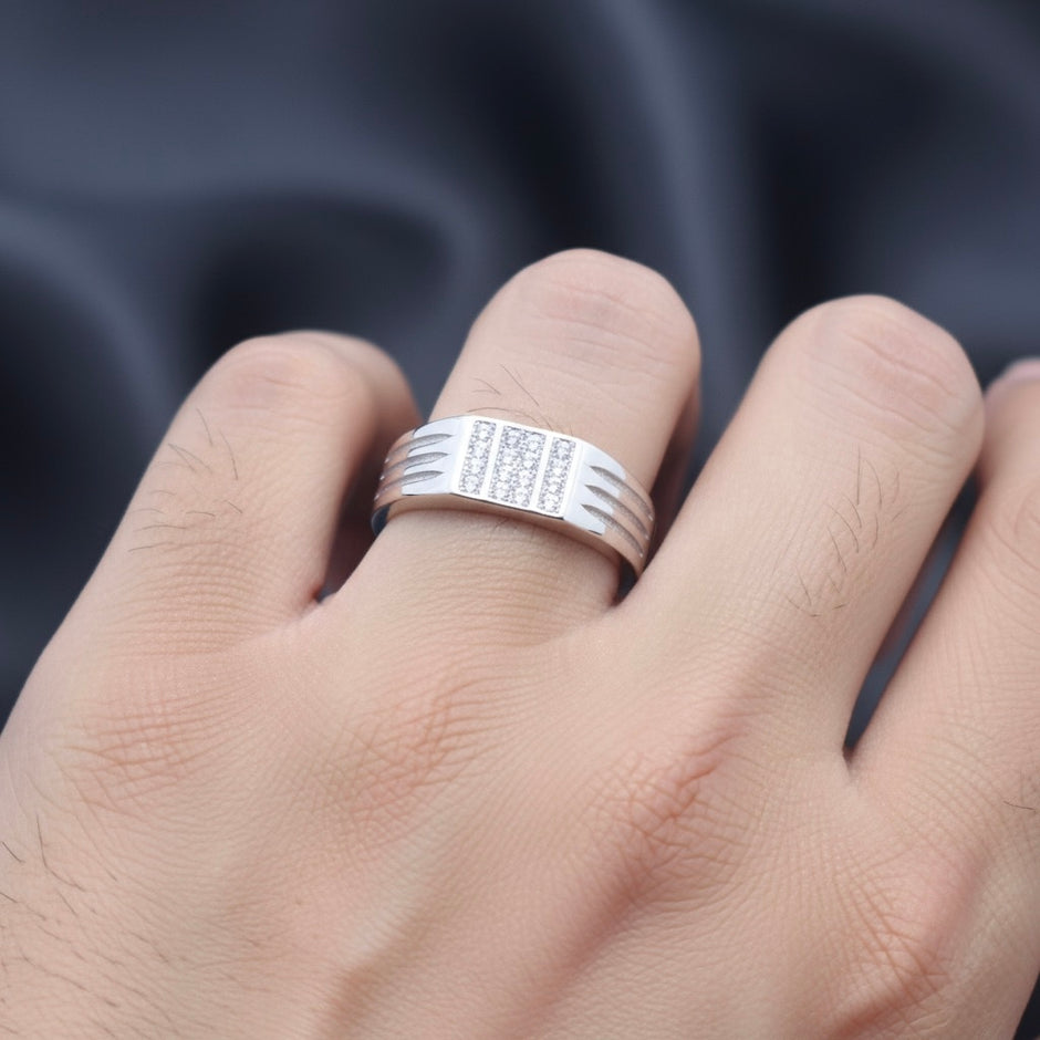 Triple-Bar Geometric Statement Band