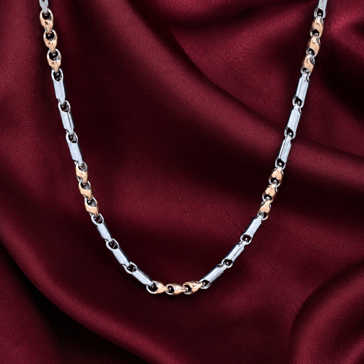 Dual Tone Segmented Pipe Chain