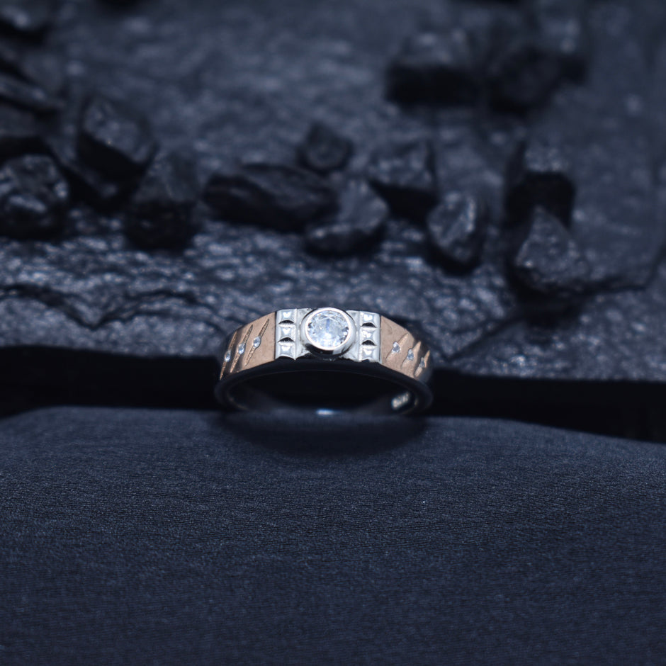 Silver Solitaire Stripe Ring