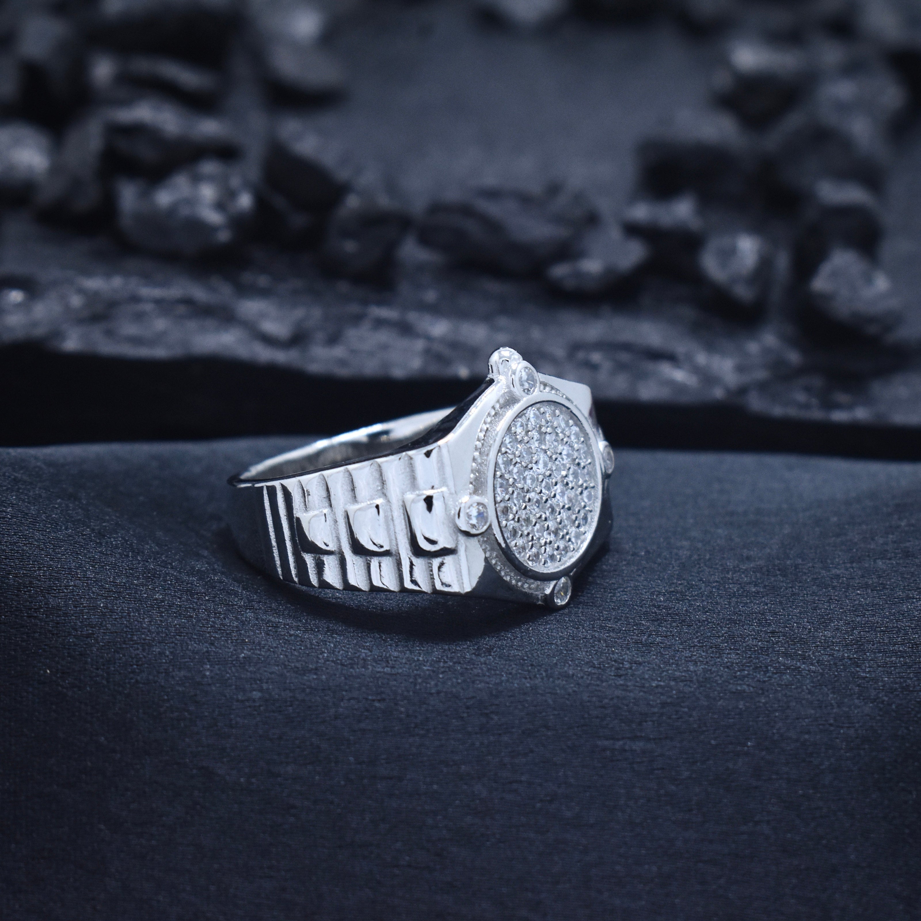 Silver Round Sparkle Bezel Ring