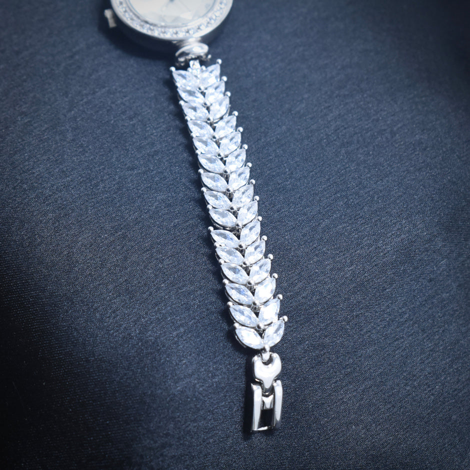 Cluster Leaf Stone Silver Watch