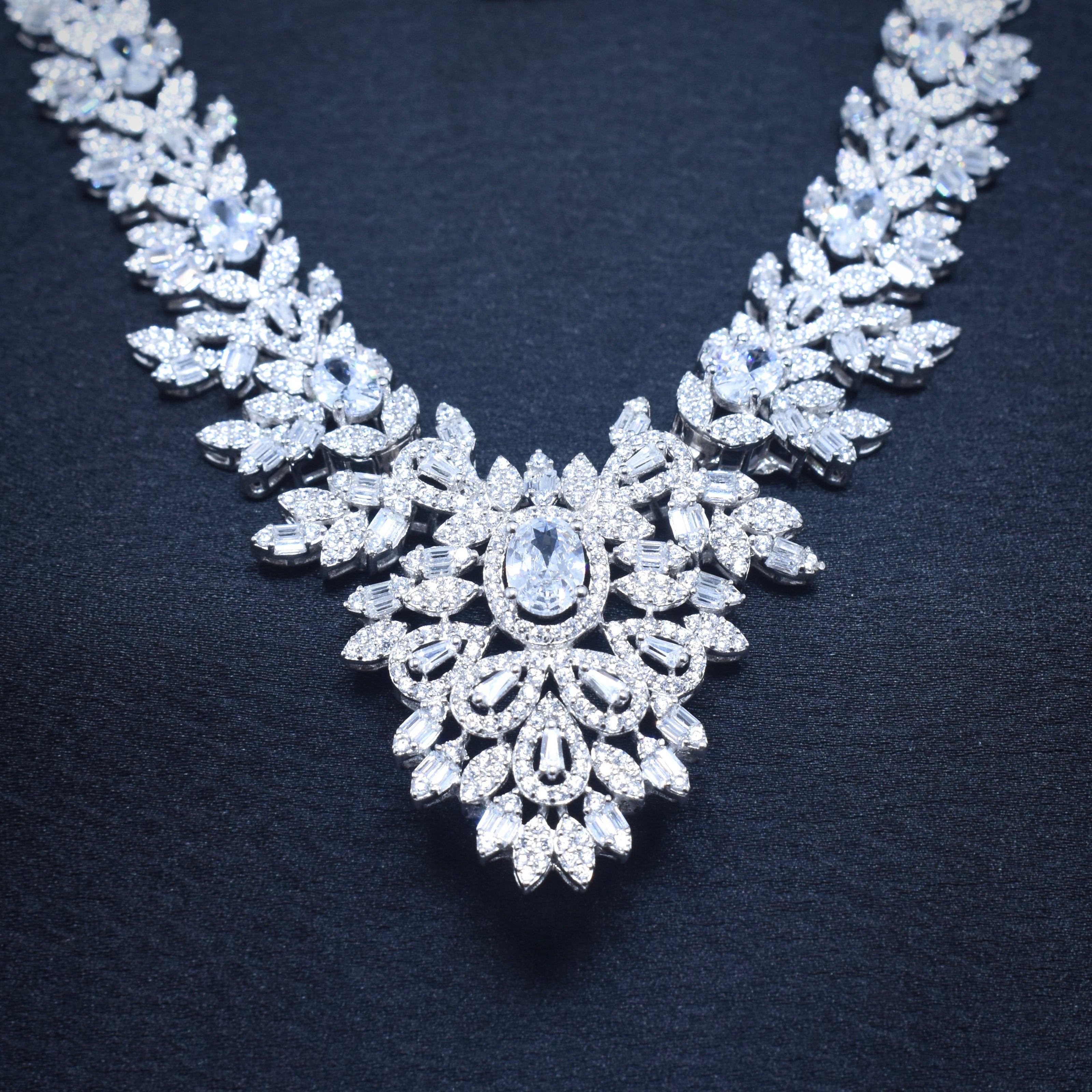 Floral Vine Necklace Set