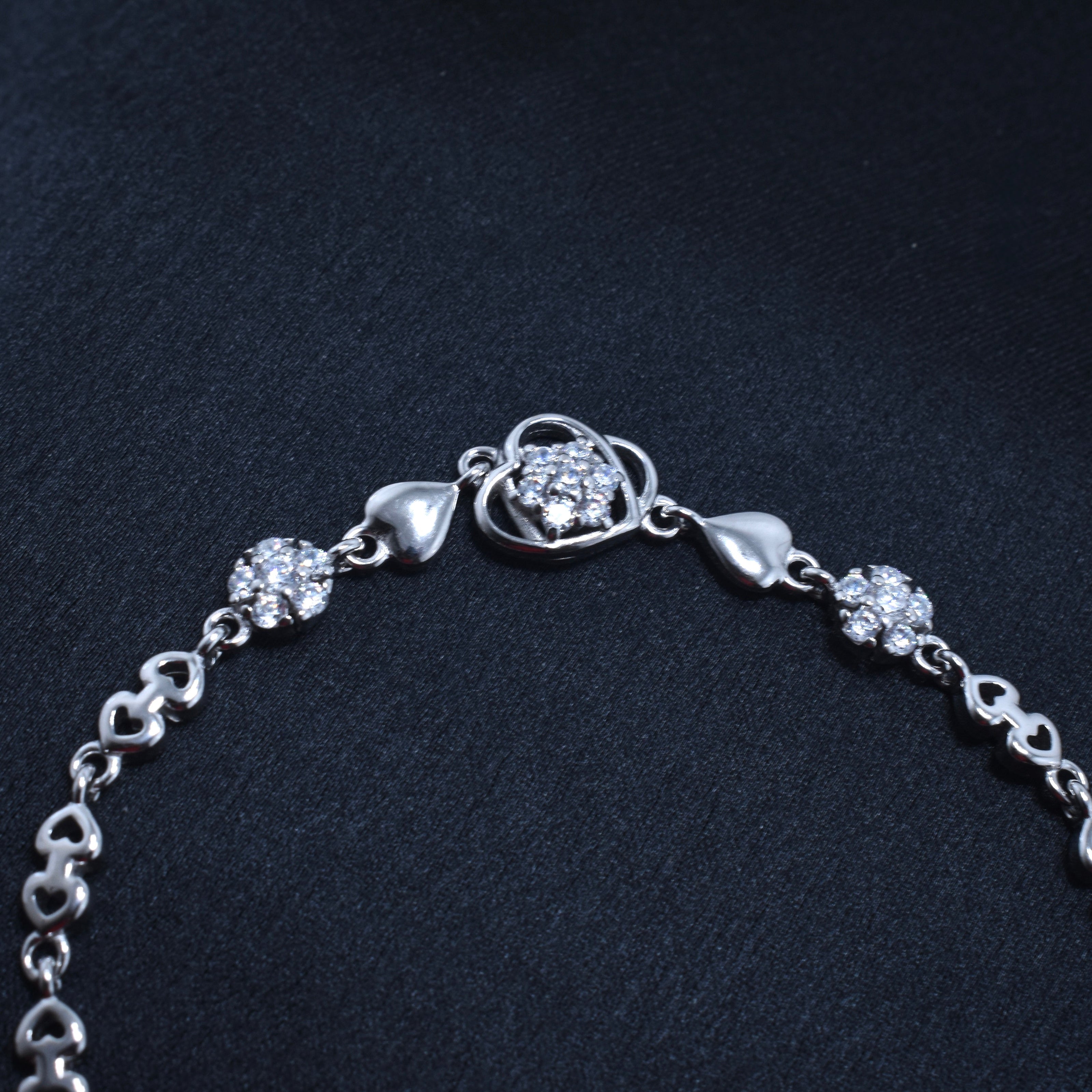 Bloom link silver bracelet