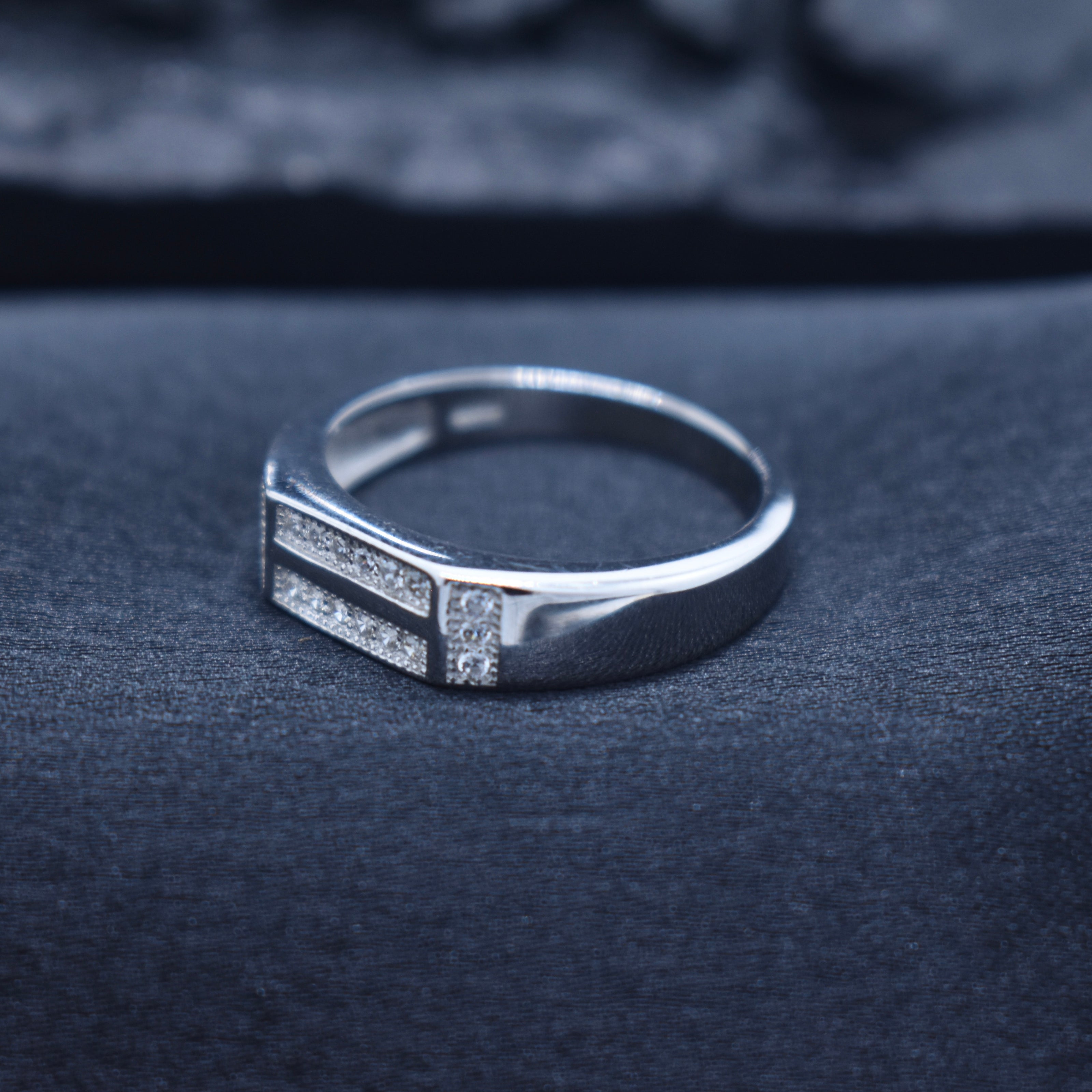 Triple-Dot Statement Ring