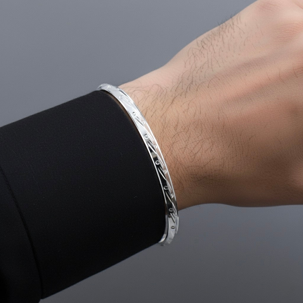 Textured Accent Silver Kada