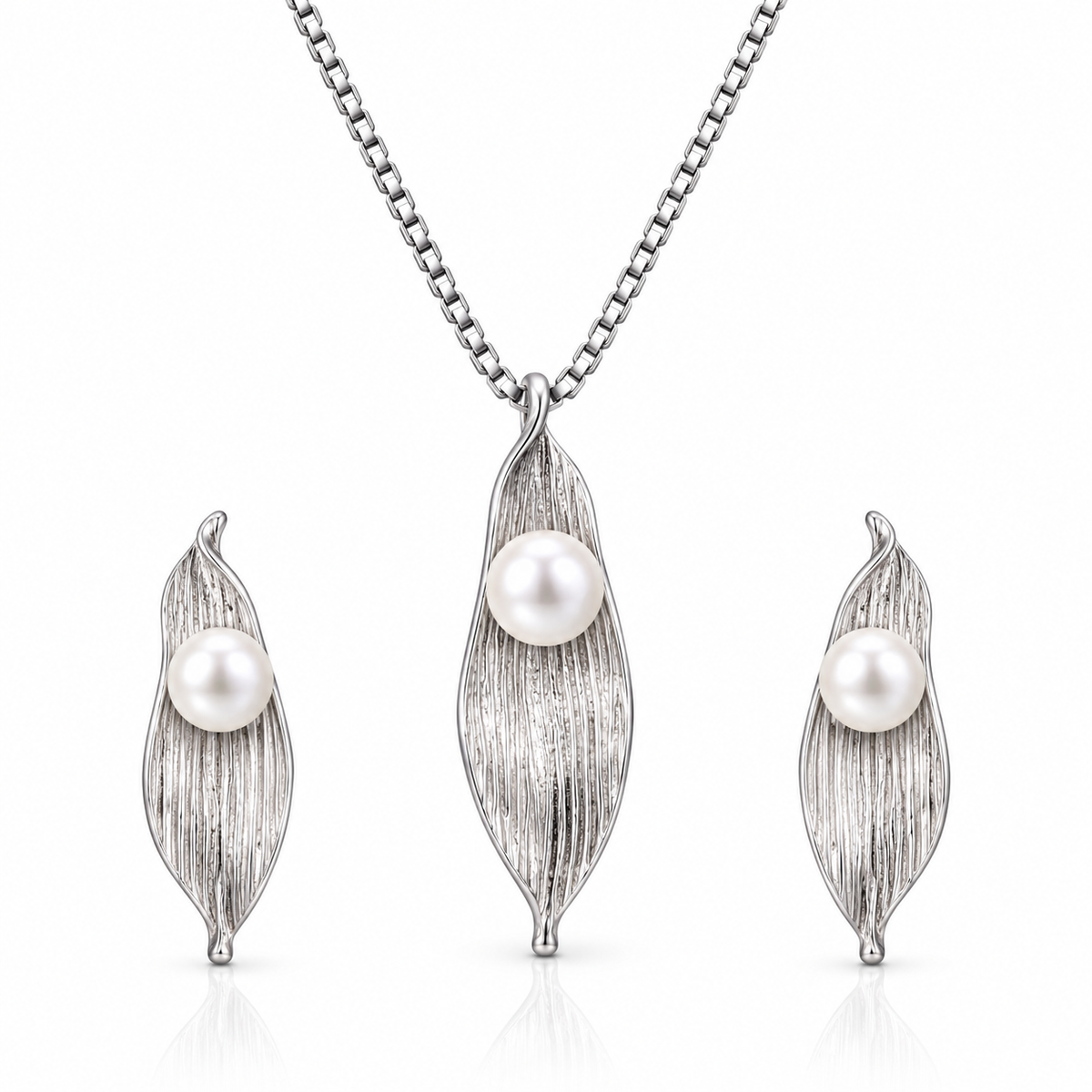 Leaf Pearl Pendant Set