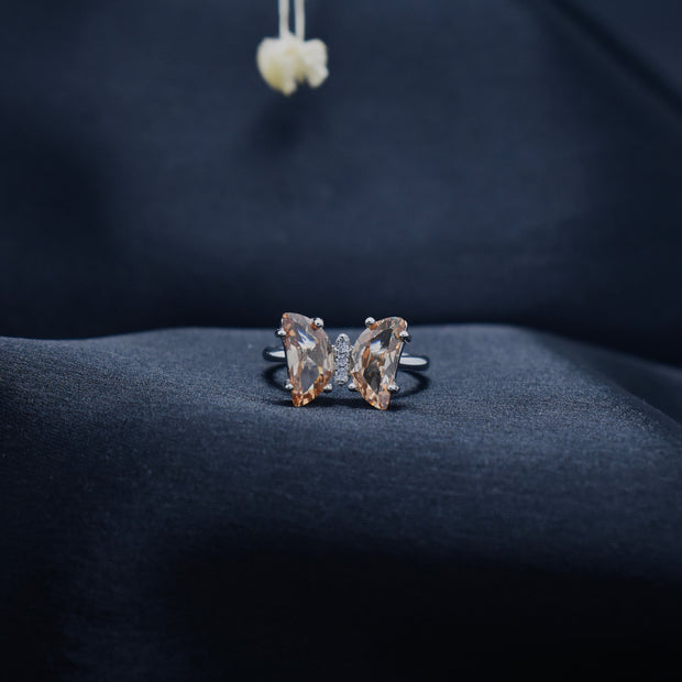 Silver Amber Gleam Ring