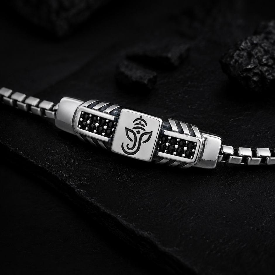 Ganesha Black Stone Box Chain Bracelet