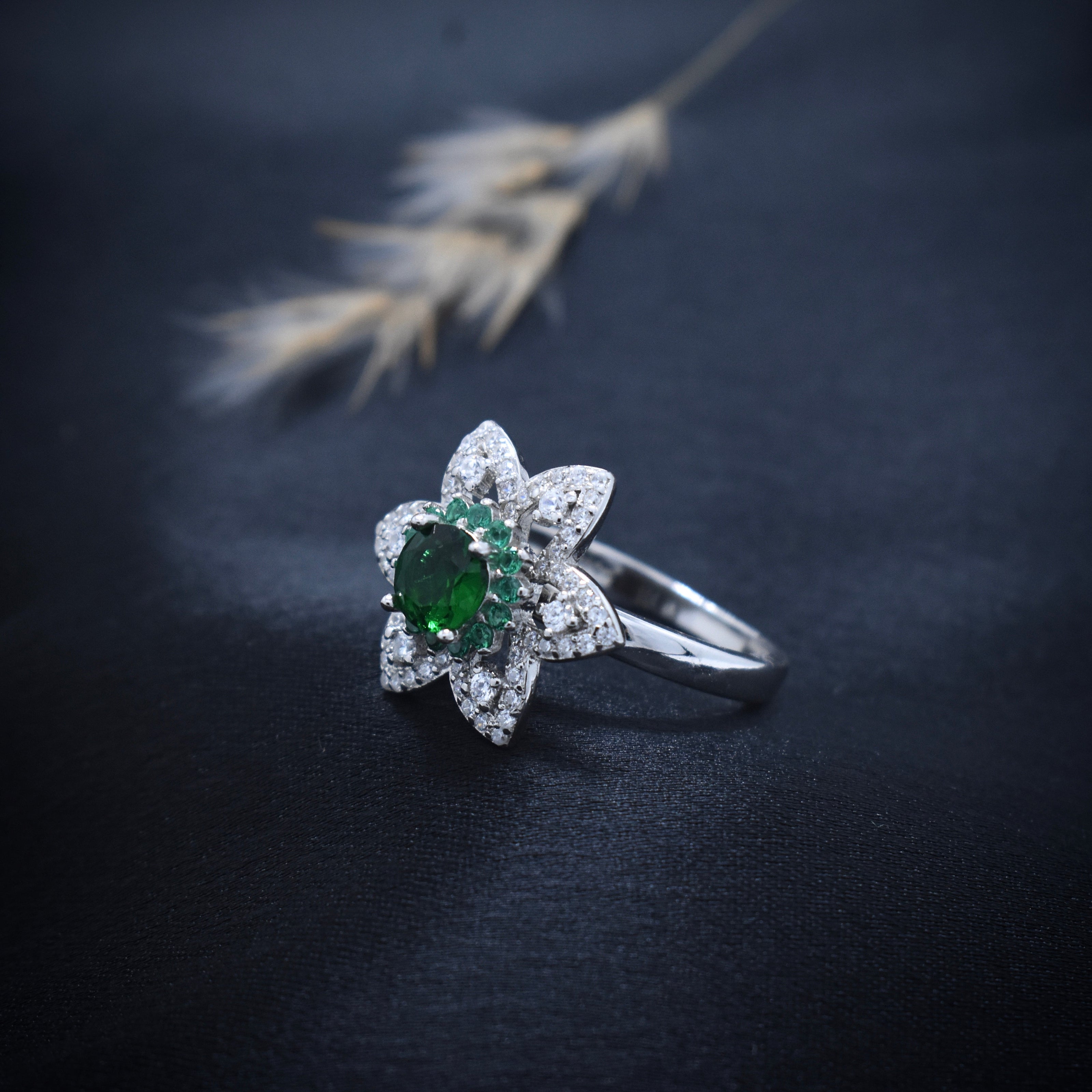 Silver Emerald Bloom Ring
