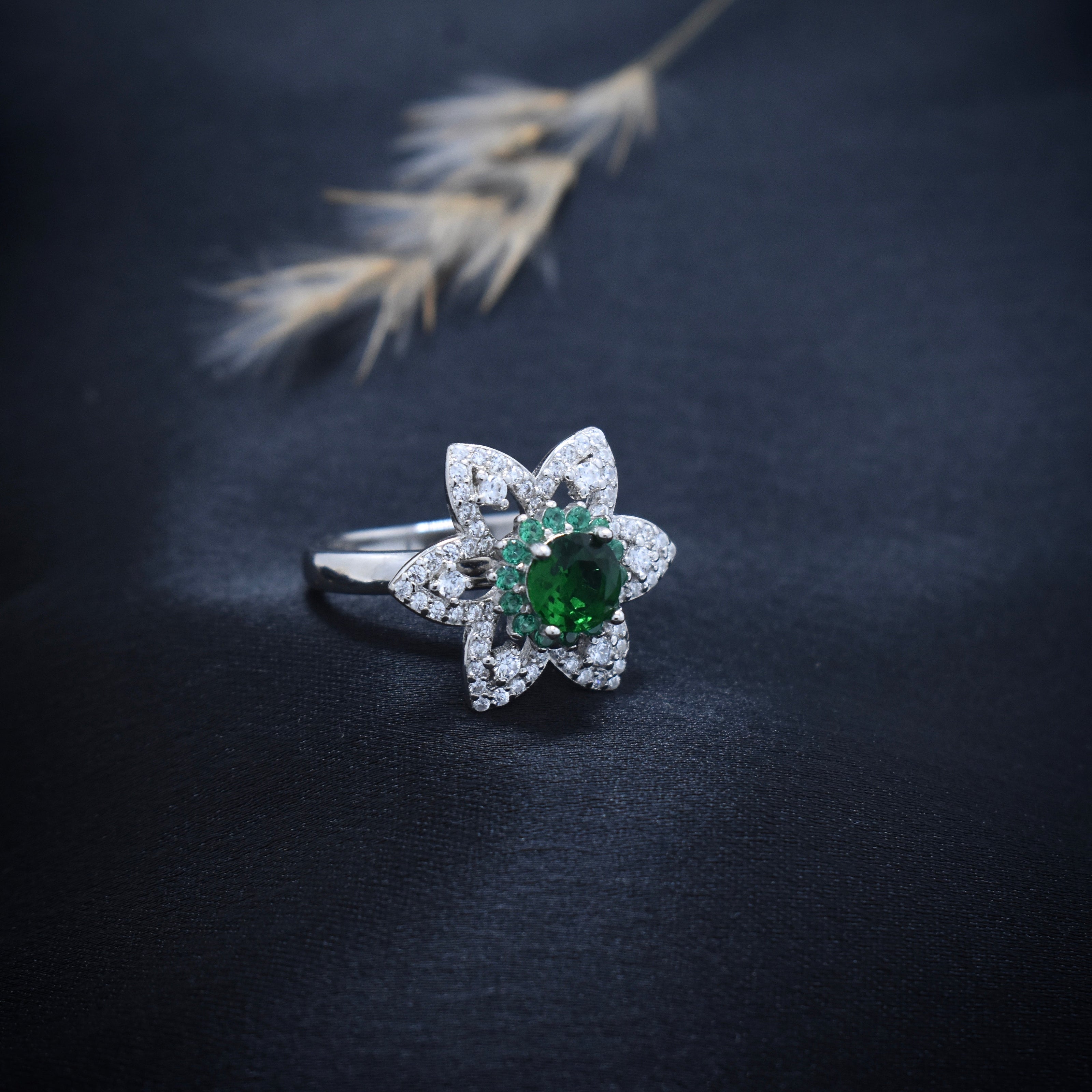 Silver Emerald Bloom Ring