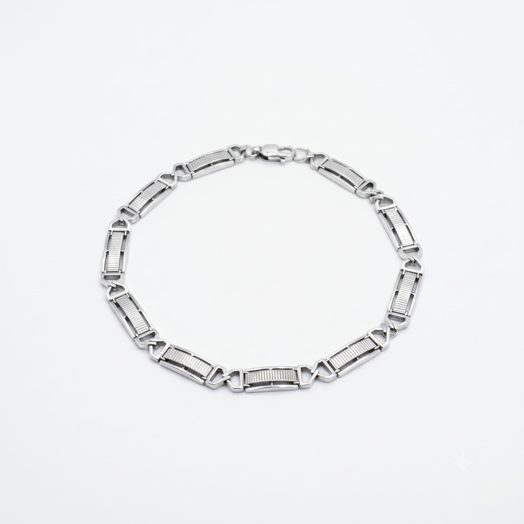 Baron Textured Link Bracelet