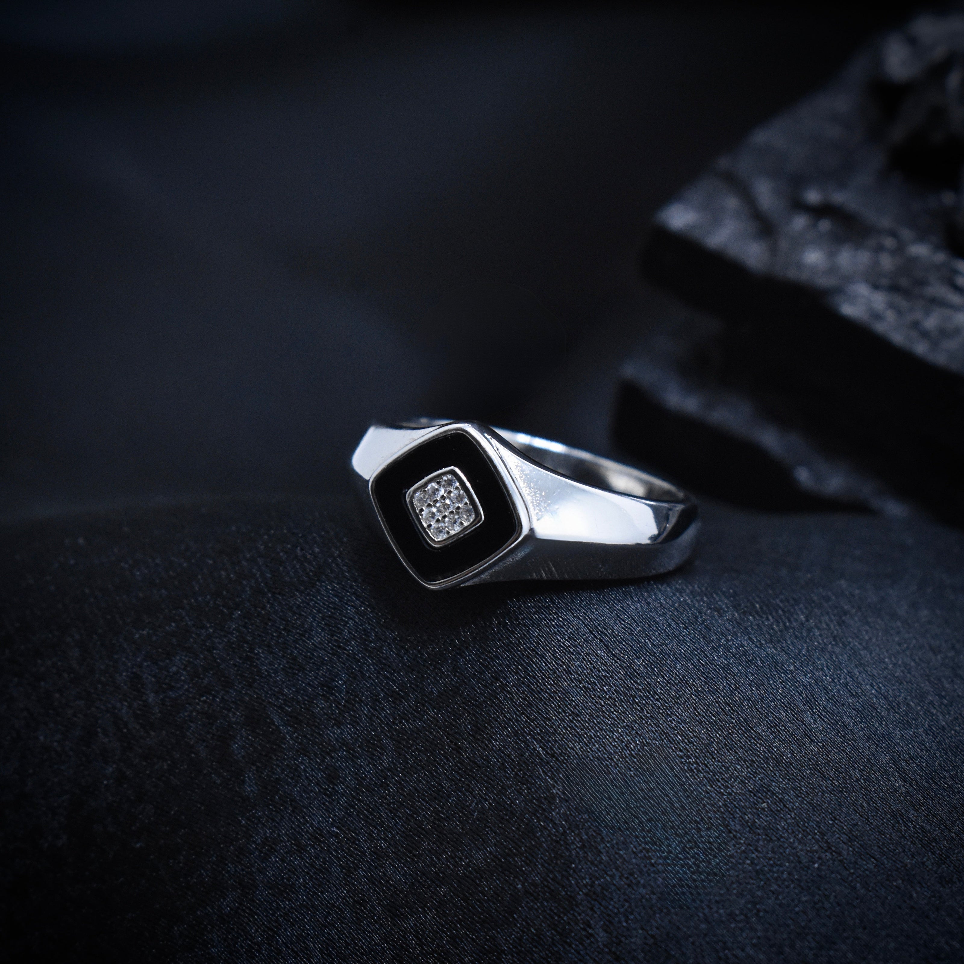 Silver Small Core Contrast Ring