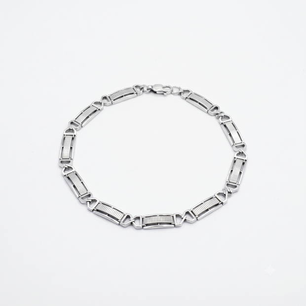 Baron Textured Link Bracelet