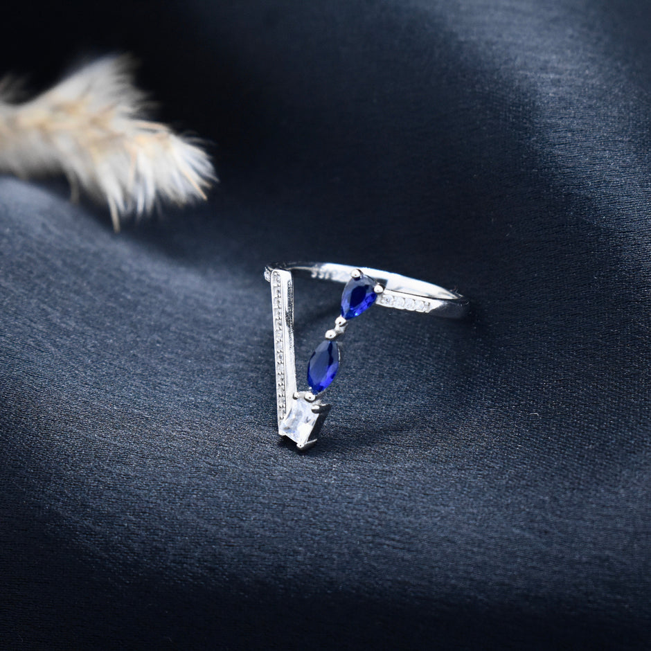 Silver Blue drop V-ring